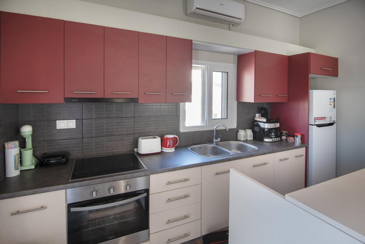 Emerald 110M2 Entire Floor Apt Steps To City'S Heart كالاماتا المظهر الخارجي الصورة