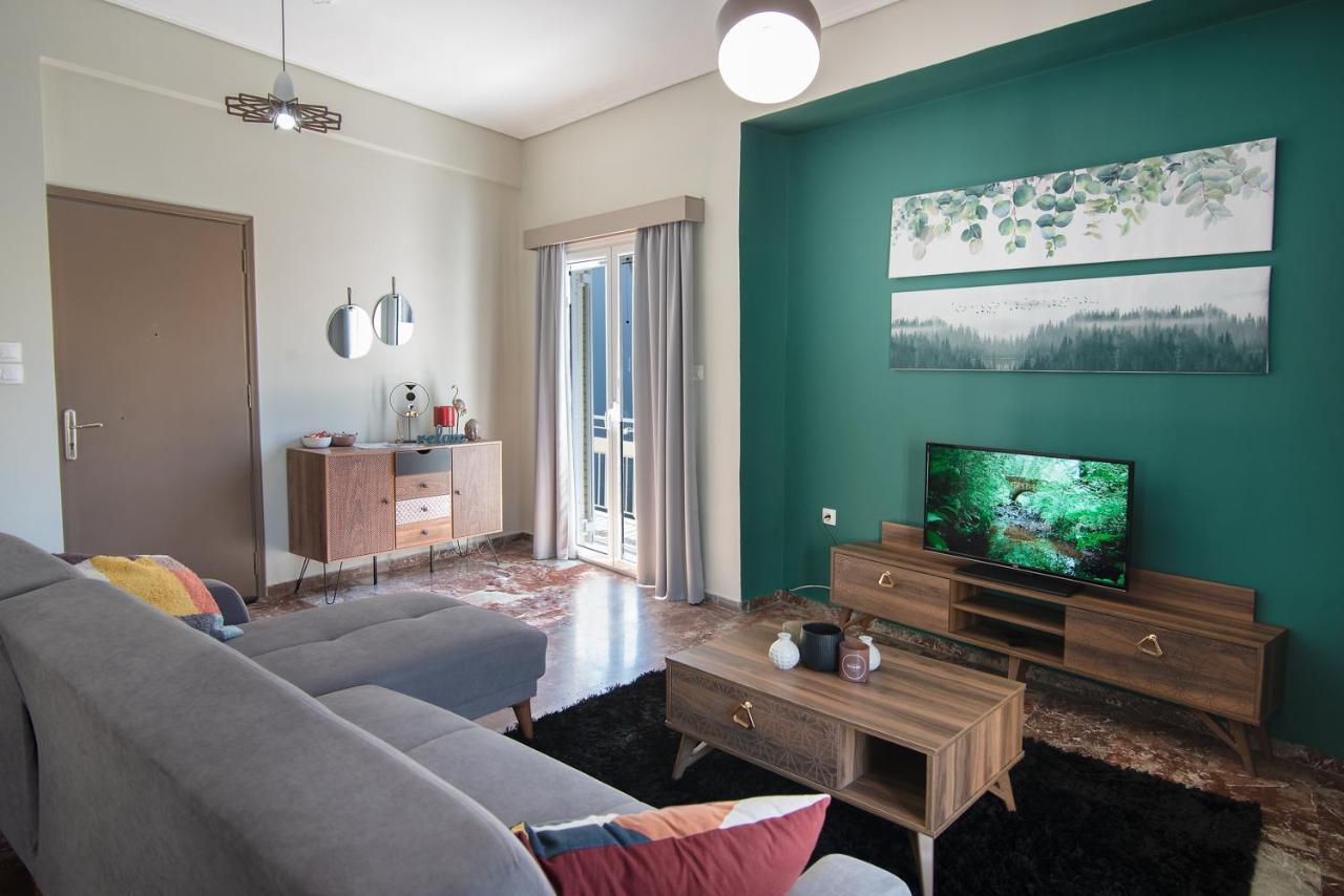 Emerald 110M2 Entire Floor Apt Steps To City'S Heart كالاماتا المظهر الخارجي الصورة
